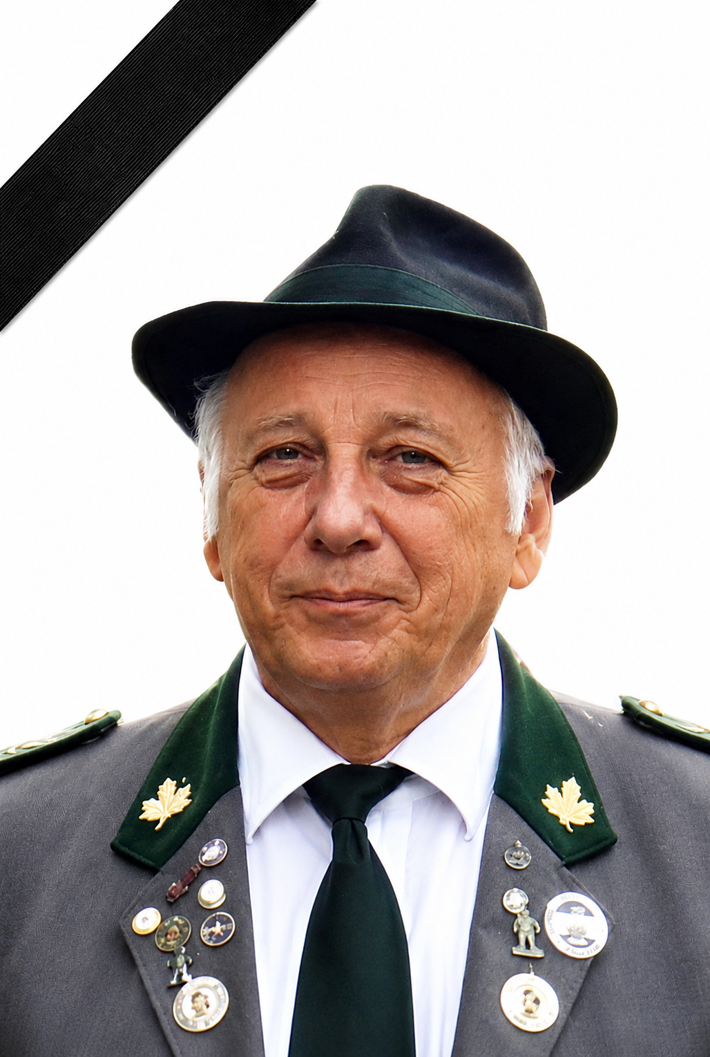 Klaus mit Trauerstreifen
